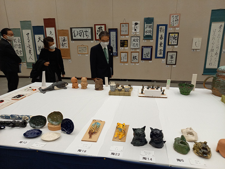 文化庁の宮田長官、今里次長が「京都とっておきの芸術祭」を視察